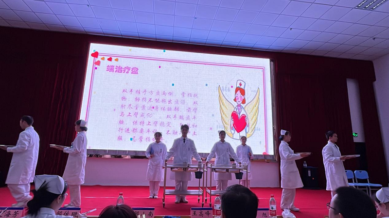 礼展内涵·仪韵风采——护理学院成功举办beat365英国官方网站第二届护理礼仪大赛决赛暨闭幕式(图8)