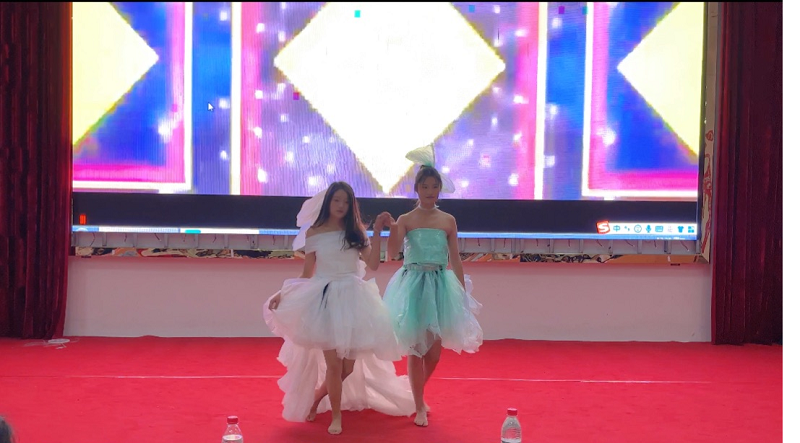 礼展内涵·仪韵风采——护理学院成功举办beat365英国官方网站第二届护理礼仪大赛决赛暨闭幕式(图11)