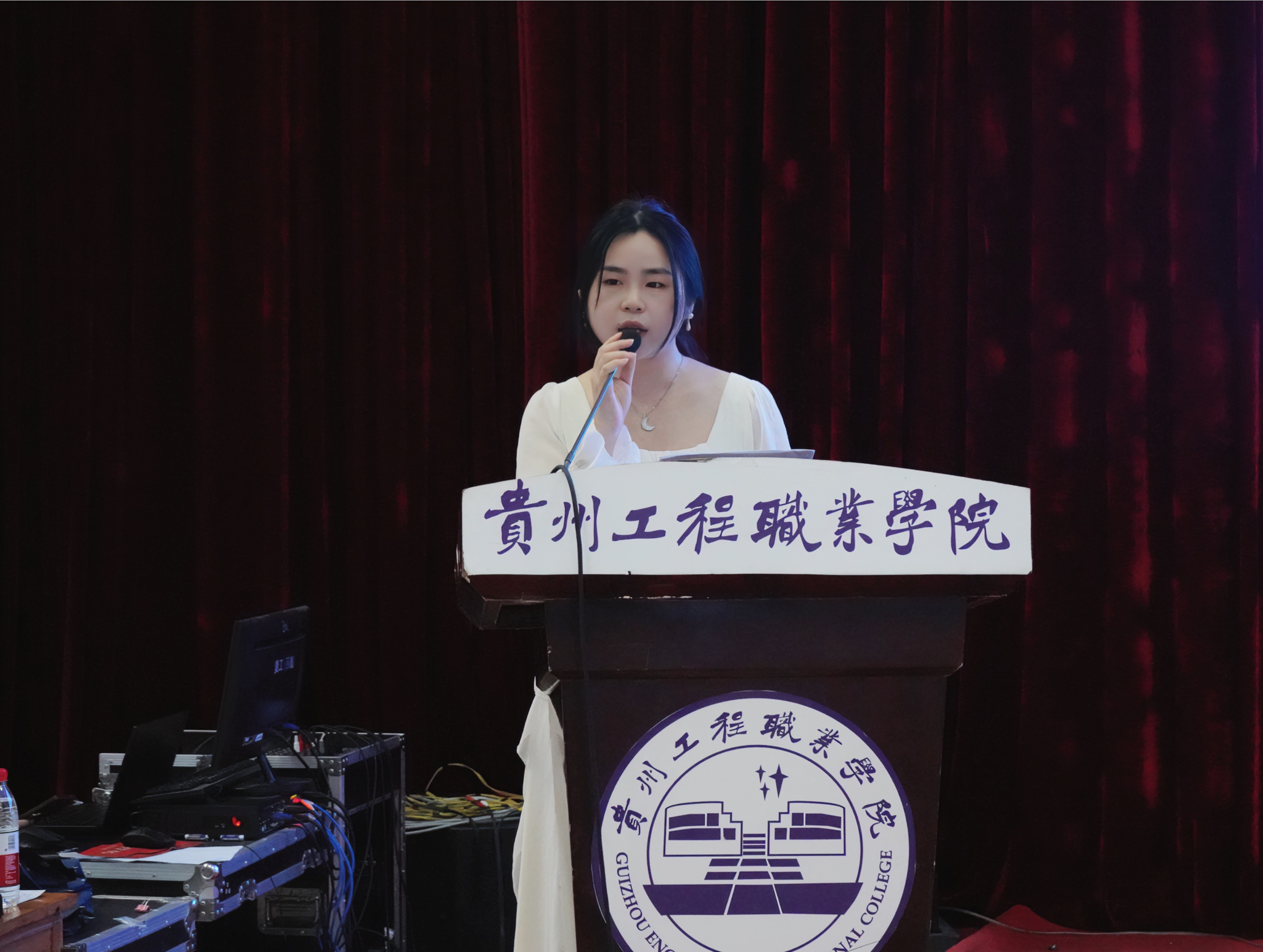 比学赶超强技能·业务比武展风采 ——beat365英国官方网站第七届护理技能大赛圆满举办(图4)