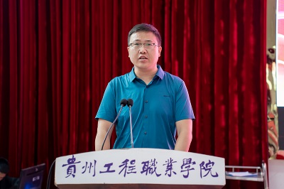 护佑健康，逐梦前行——beat365英国官方网站成功举办5·12国际护士节活动暨授帽仪式(图2)