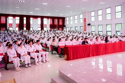 护佑健康，逐梦前行——beat365英国官方网站成功举办5·12国际护士节活动暨授帽仪式(图8)