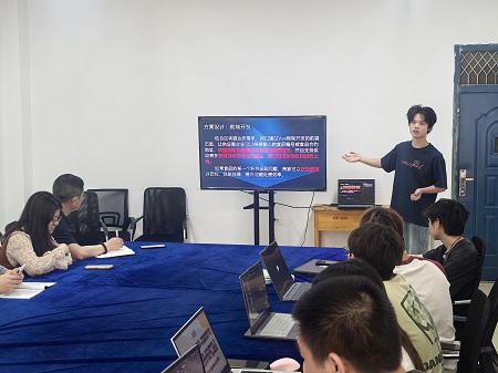 锤炼技能谋突破 精研方案备省赛 人工智能与信息工作学院启动省赛首练(图4)