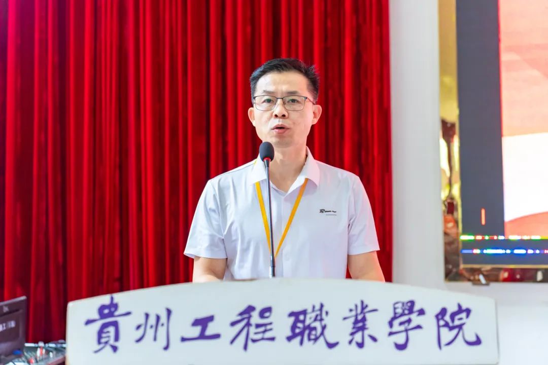 匠心筑梦 启航未来丨beat365官网举行2025届毕业典礼(图5)