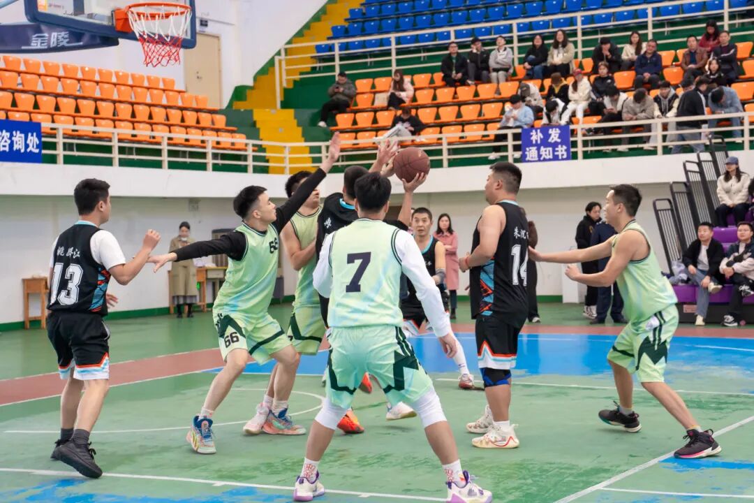 税校携手促交流 文体融合展新风丨beat365英国官方网站与国家税务总局德江县税务局联合举办2025冬季趣味运动会(图9)