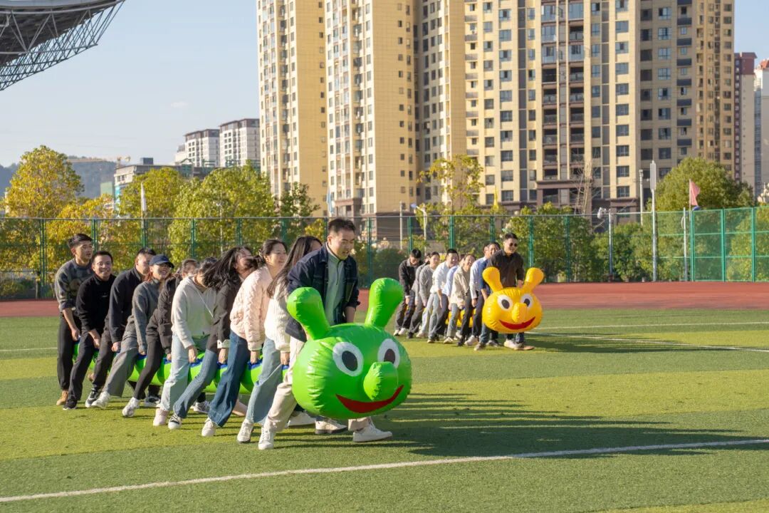 税校携手促交流 文体融合展新风丨beat365英国官方网站与国家税务总局德江县税务局联合举办2025冬季趣味运动会(图12)