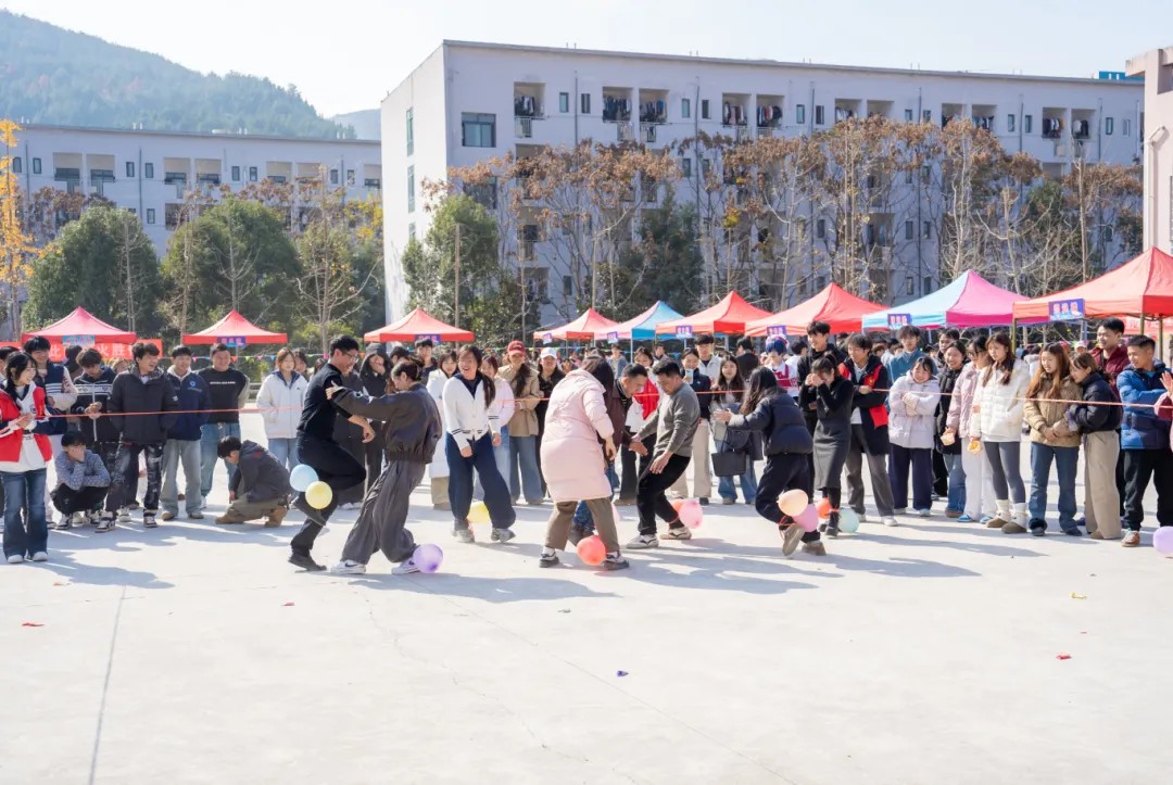 beat365官网首届美食文化节成功举办(图8)