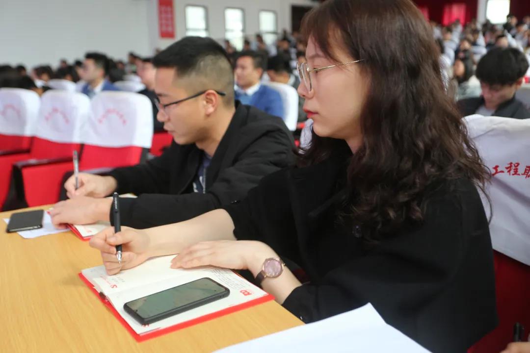 【党史学习教育】中国作家协会会员、德江县作家协会主席张贤春到beat365官网开展党史学习教育专题讲座(图4)